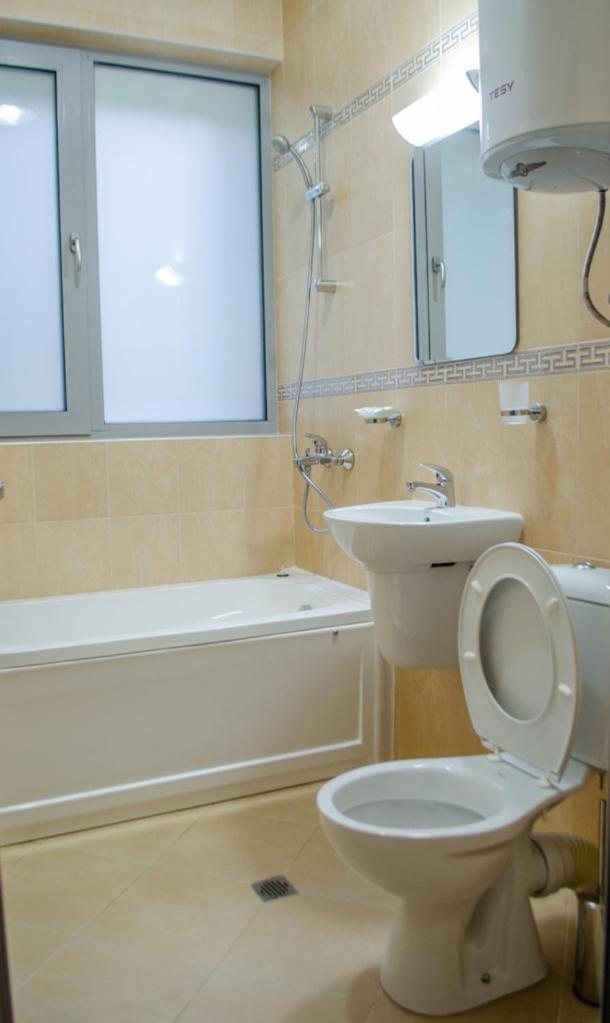 ספרבה בניה Guest House Dinevi מראה חיצוני תמונה
